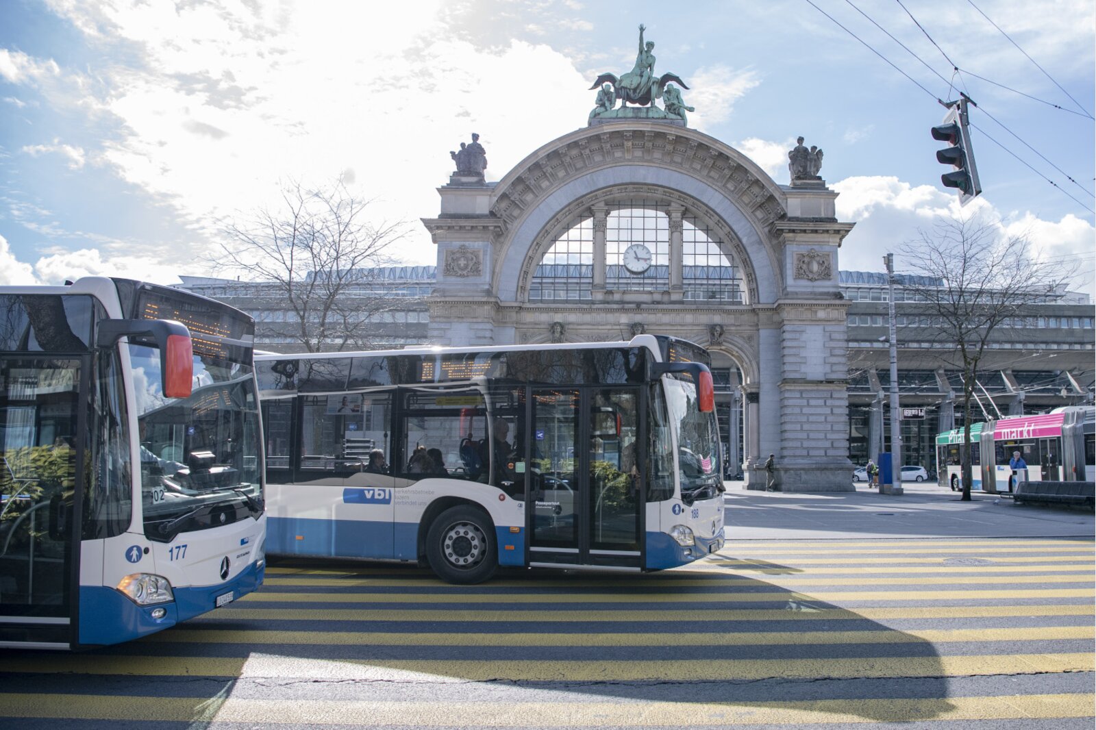 La société de transports publics de Lucerne a perçu des subventions fédérales trop élevées. (Image: Keystone)
